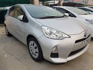 Toyota Aqua S 2014 for Sale