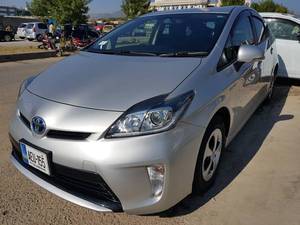 Toyota Prius S LED Edition 1.8 2014 for Sale